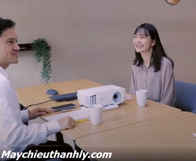 Máy chiếu BenQ