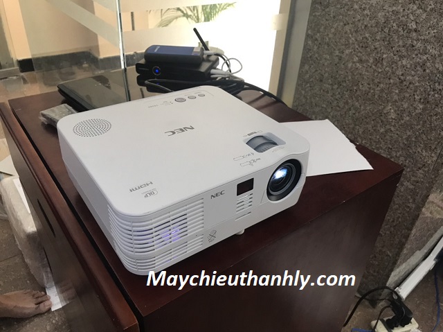 Máy chiếu Nec NP-VE281 cũ