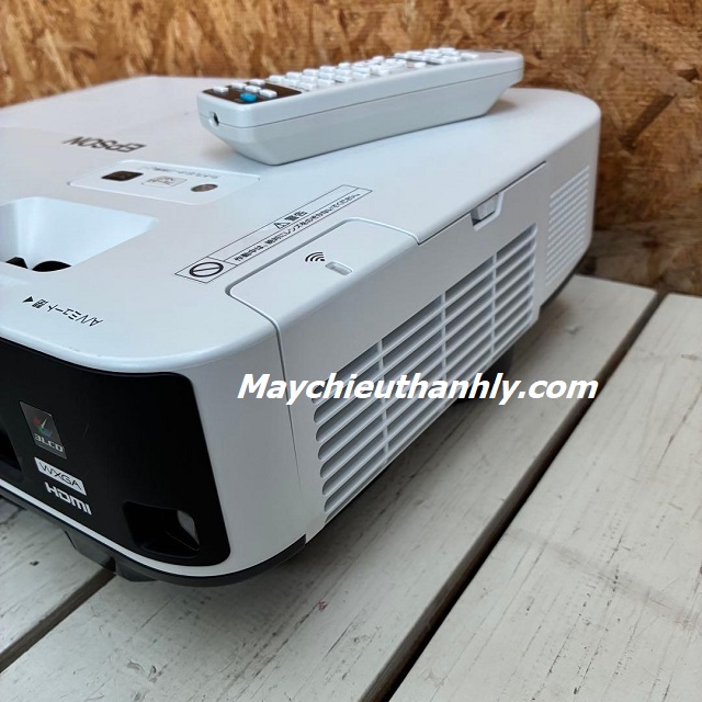 Epson EB-2155W cũ